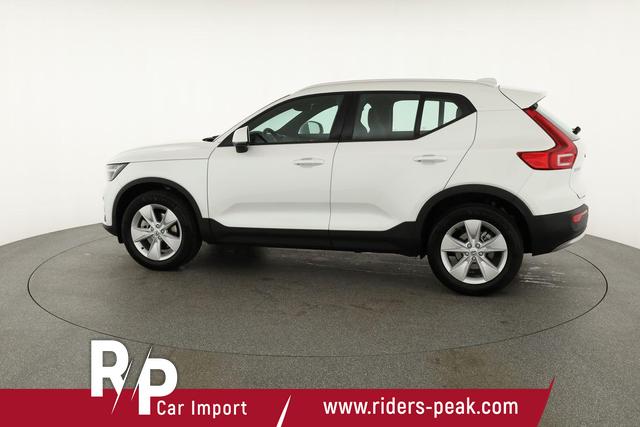 Volvo XC40 Core 2WD B3 Mild-Hybrid Core, Navi, Thors Hammer, Winter, Kamera, el. Klappe 