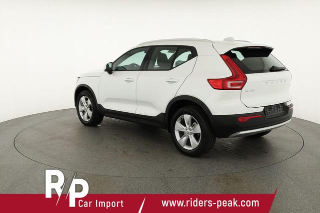 Volvo XC40 Core 2WD B3 Mild-Hybrid Core, Navi, Thors Hammer, Winter, Kamera, el. Klappe 