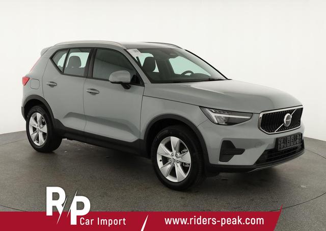 Volvo XC40 - Core 2WD B3 Mild-Hybrid Core, AHK, Navi, LED, Winter, Kamera, el. Klappe