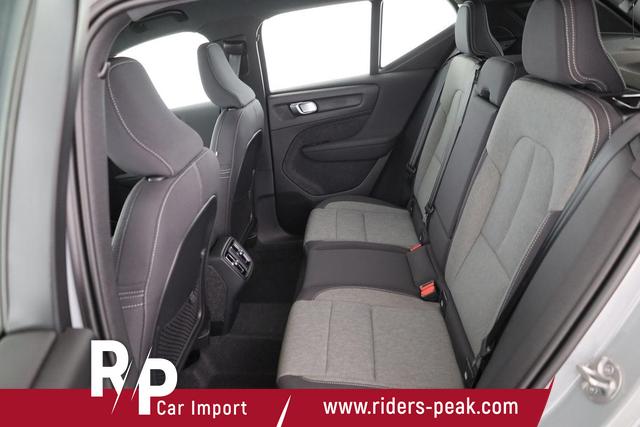 Volvo XC40 Core 2WD B3 Mild-Hybrid Core, AHK, Navi, LED, Winter, Kamera, el. Klappe 