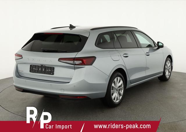 Skoda Superb Combi 1.5 TSI iV 150kW Selection DSG Selection, AHK, Matrix, Side, el. Klappe, Navi 