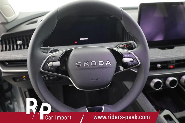 Skoda Superb Combi 1.5 TSI iV 150kW Selection DSG Selection, AHK, Matrix, Side, el. Klappe, Navi 