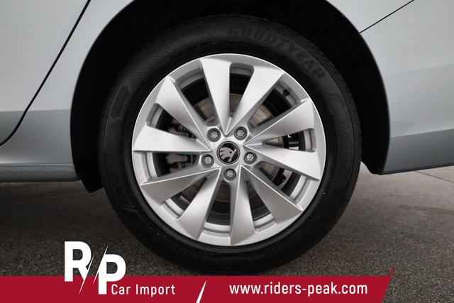 Skoda Superb Combi 1.5 TSI iV 150kW Selection DSG Selection, AHK, Matrix, Side, el. Klappe, Navi 