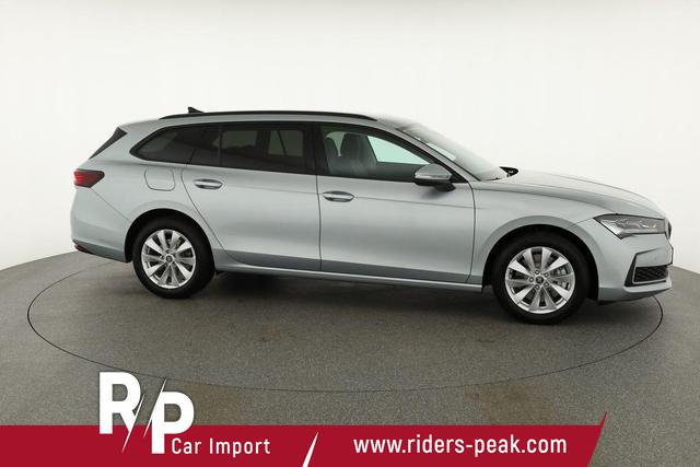Skoda Superb Combi 1.5 TSI iV 150kW Selection DSG Selection, AHK, Matrix, Side, el. Klappe, Navi 