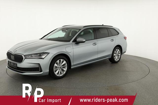 Skoda Superb Combi 1.5 TSI iV 150kW Selection DSG Selection, AHK, Matrix, Side, el. Klappe, Navi 