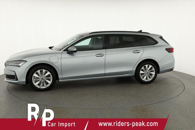 Skoda Superb Combi 1.5 TSI iV 150kW Selection DSG Selection, AHK, Matrix, Side, el. Klappe, Navi 