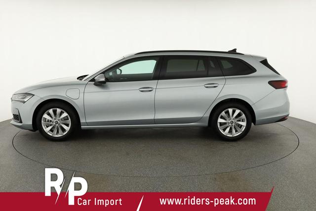 Skoda Superb Combi 1.5 TSI iV 150kW Selection DSG Selection, AHK, Matrix, Side, el. Klappe, Navi 