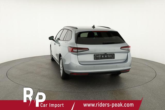 Skoda Superb Combi 1.5 TSI iV 150kW Selection DSG Selection, AHK, Matrix, Side, el. Klappe, Navi 