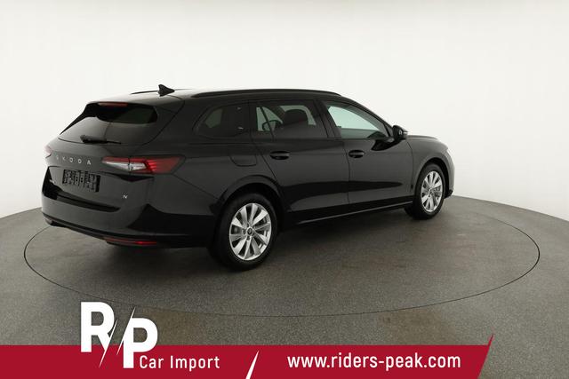 Skoda Superb Combi 1.5 TSI iV 150kW Selection DSG Selection, AHK, Matrix, Side, el. Klappe, Navi 