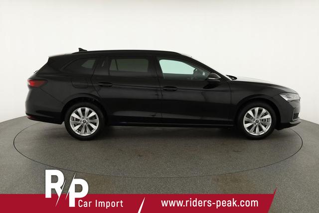 Skoda Superb Combi 1.5 TSI iV 150kW Selection DSG Selection, AHK, Matrix, Side, el. Klappe, Navi 
