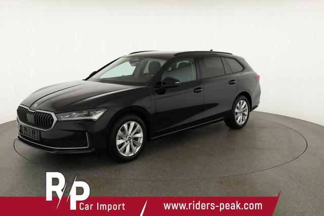 Skoda Superb Combi 1.5 TSI iV 150kW Selection DSG Selection, AHK, Matrix, Side, el. Klappe, Navi 