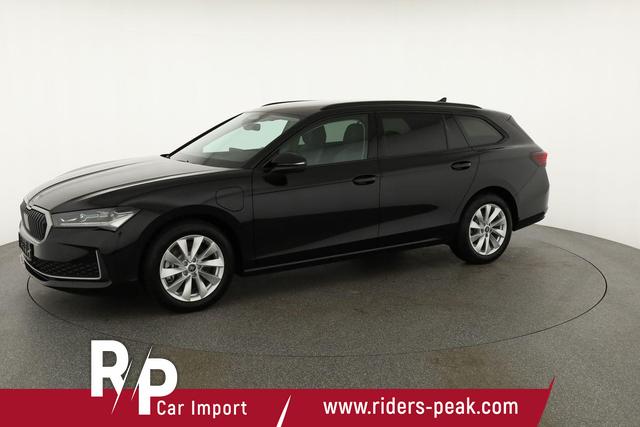 Skoda Superb Combi 1.5 TSI iV 150kW Selection DSG Selection, AHK, Matrix, Side, el. Klappe, Navi 