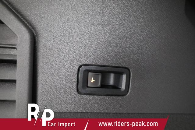 Volkswagen T7 Multivan Life lang TDI DSG Life, Teilleder, AHK, Navi, easyOpen, 7-Sitzer 