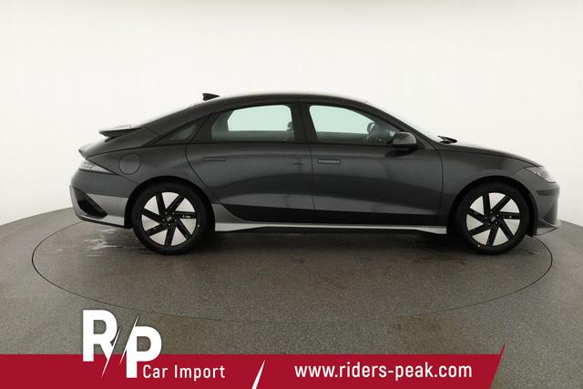 Hyundai IONIQ 6 77,4 kWh Base Long Range, Navi, Kamera, Winterpaket, Wärmepumpe 
