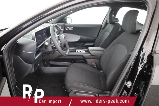 Hyundai IONIQ 6 77,4 kWh Base Long Range, Navi, Kamera, Winterpaket, Wärmepumpe 