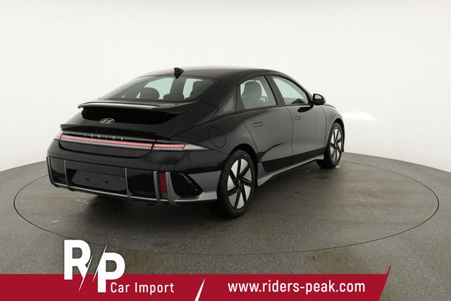 Hyundai IONIQ 6 77,4 kWh Base Long Range, Navi, Kamera, Winterpaket, Wärmepumpe 
