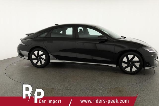 Hyundai IONIQ 6 77,4 kWh Base Long Range, Navi, Kamera, Winterpaket, Wärmepumpe 