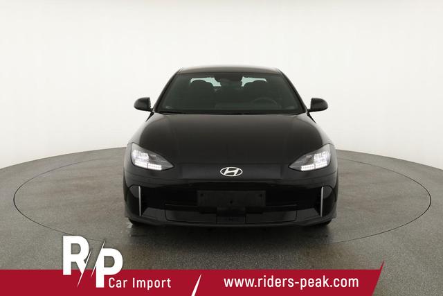Hyundai IONIQ 6 77,4 kWh Base Long Range, Navi, Kamera, Winterpaket, Wärmepumpe 