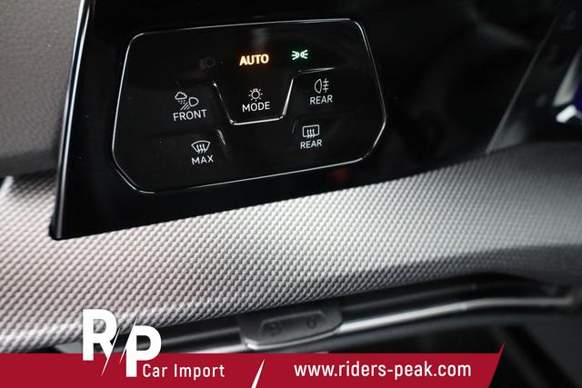 Volkswagen Golf 1.5 eTSI 110 kW R-Line VIII Variant DSG R-LINE, AHK, easyOpen, Navi, 18-Zoll, LED-Plus 