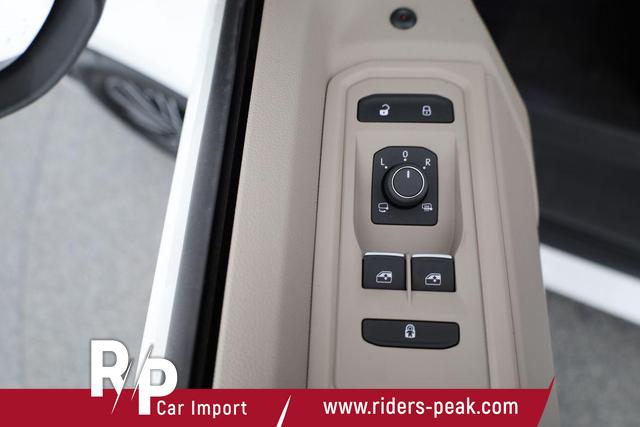 Volkswagen T7 Multivan Life lang TDI DSG Life, Teilleder, AHK, Navi, easyOpen, 7-Sitzer 