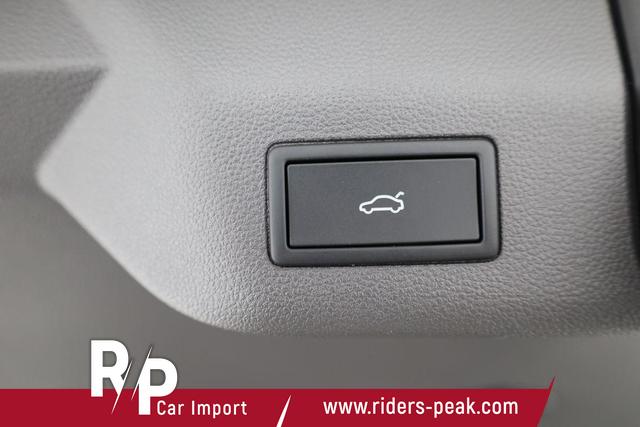 Volkswagen T7 Multivan Life lang TDI DSG Life, Teilleder, AHK, Navi, easyOpen, 7-Sitzer 
