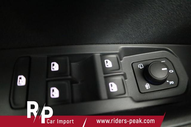 Skoda Karoq Drive 4x4 TDI DSG Selection, AHK, Navi, Kamera, 5-J Garantie 