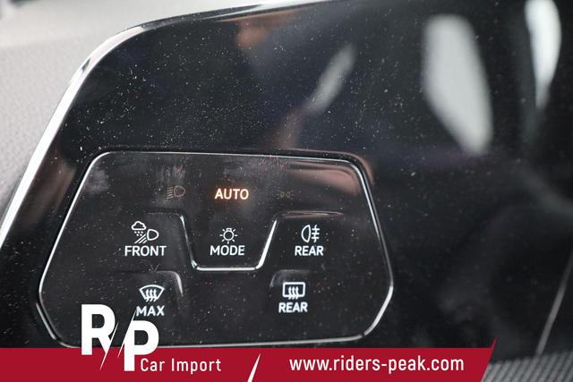 Volkswagen Golf 1.5 eTSI 110 kW R-Line VIII DSG R-LINE, LED- Plus, 18-Zoll, Navi, Winterpaket 