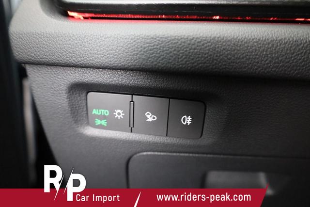 Skoda Octavia Combi RS 2.0 TSI DSG, Sonderlackierung, Pano, AHK, 19 Zoll, Canton, el. Klappe, Navi, Matrix, sofort 