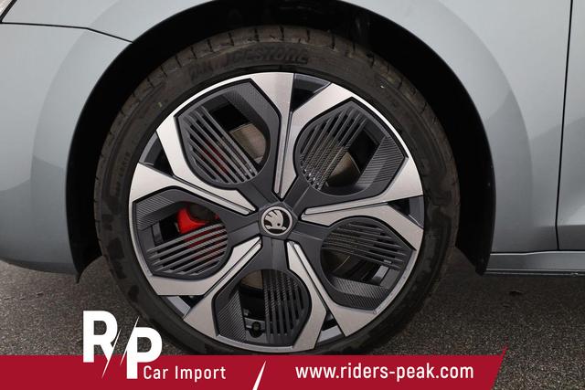 Skoda Octavia Combi RS 2.0 TSI DSG, Sonderlackierung, Pano, AHK, 19 Zoll, Canton, el. Klappe, Navi, Matrix, sofort 