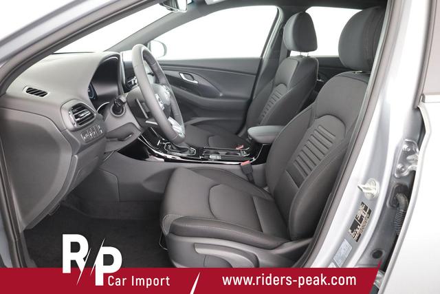 Hyundai i30 Kombi 1.0 T-GDI DCT Family, Navi, ACC, Side, Winter, 17-Zoll, Klimaautomatik 