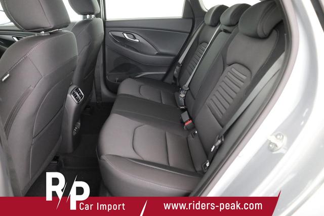 Hyundai i30 Kombi 1.0 T-GDI DCT Family, Navi, ACC, Side, Winter, 17-Zoll, Klimaautomatik 