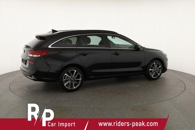 Hyundai i30 Kombi 1.0 T-GDI DCT Family, Navi, ACC, Side, Winter, 17-Zoll, Klimaautomatik 