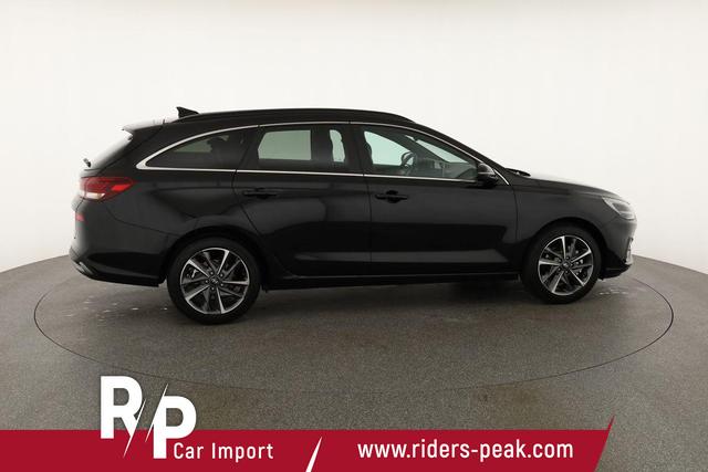 Hyundai i30 Kombi 1.0 T-GDI DCT Family, Navi, ACC, Side, Winter, 17-Zoll, Klimaautomatik 