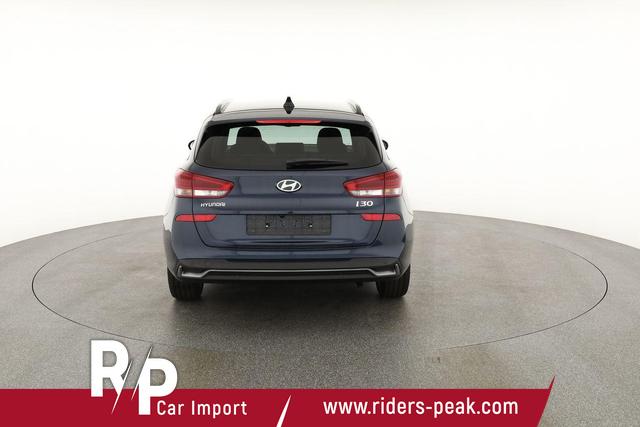 Hyundai i30 Kombi 1.0 T-GDI DCT Family, Navi, ACC, Side, Winter, 17-Zoll, Klimaautomatik 