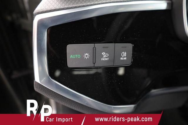 Audi Q3 Sportback 45 TFSI quattro S line qu S-LINE, AHK, Optik schwarz, Navi, Kamera, el. Klappe 