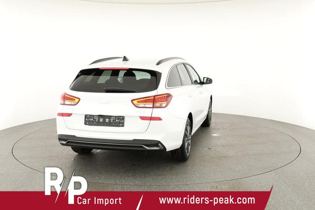 Hyundai i30 Kombi 1.0 T-GDI DCT Family, Navi, ACC, Side, Winter, 17-Zoll, Klimaautomatik 