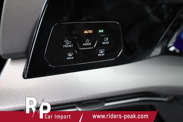 Volkswagen Golf 1.5 TSI eHybrid 150 kW VIII Style, AHK, Navi, Kamera, Side, LED-Plus 