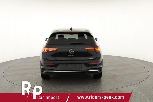 Volkswagen Golf 1.5 TSI eHybrid 150 kW VIII Style, AHK, Navi, Kamera, Side, LED-Plus 