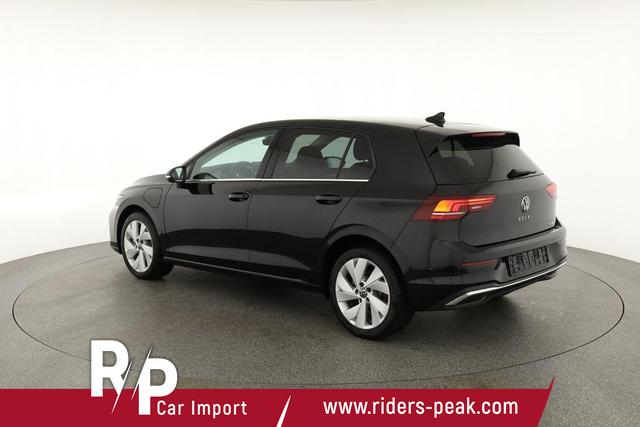 Volkswagen Golf 1.5 TSI eHybrid 150 kW VIII Style, AHK, Navi, Kamera, Side, LED-Plus 