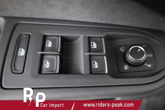 Volkswagen Golf 1.5 TSI eHybrid 150 kW Edition 50 VIII Style, Navi, Kamera, Side, LED-Plus 