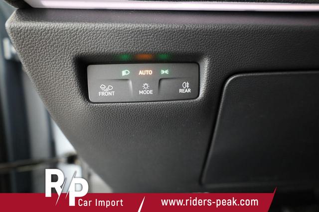 Volkswagen Passat Variant 1.5 TSI eHybrid 200 kW R-Line Black, Pano, AHK, AreaView, 19-Zoll 