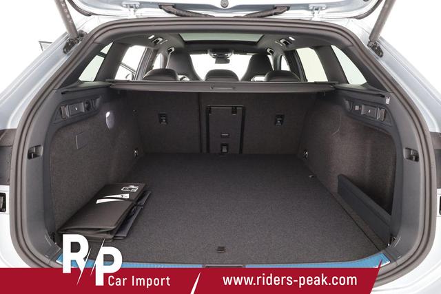 Volkswagen Passat Variant 1.5 TSI eHybrid 200 kW R-Line Black, Pano, AHK, AreaView, 19-Zoll 