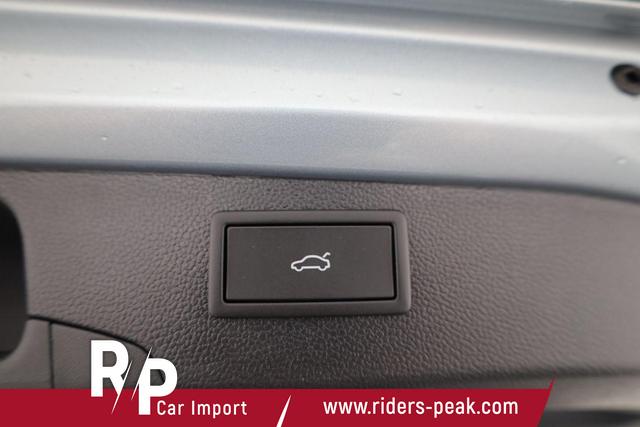 Volkswagen Passat Variant 1.5 TSI eHybrid 200 kW R-Line Black, Pano, AHK, AreaView, 19-Zoll 