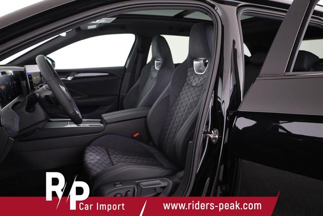 Volkswagen Passat Variant 1.5 TSI eHybrid 200 kW R-Line Black, Pano, AHK, AreaView, 19-Zoll 