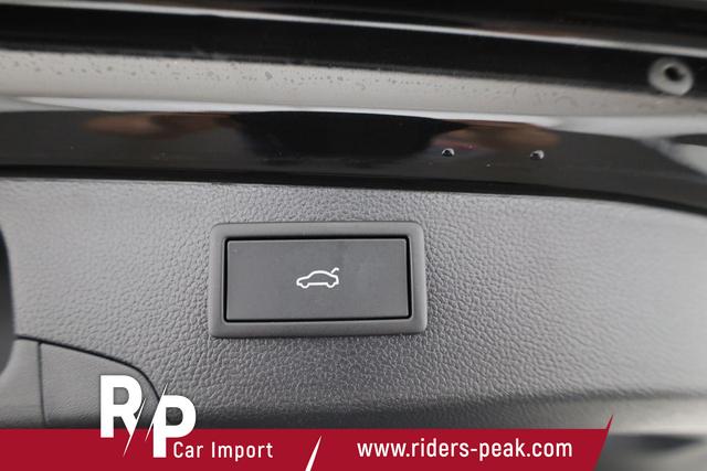 Volkswagen Passat Variant 1.5 TSI eHybrid 200 kW R-Line Black, Pano, AHK, AreaView, 19-Zoll 