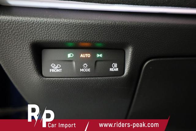 Volkswagen Passat Variant 1.5 TSI eHybrid 200 kW R-Line Black, Pano, AHK, AreaView, 19-Zoll 