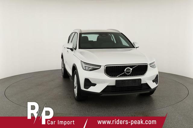 Volvo XC40 Core 2WD B3 Mild-Hybrid Core, AHK, Navi, LED, Winter, Kamera, el. Klappe 