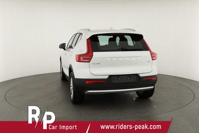 Volvo XC40 Core 2WD B3 Mild-Hybrid Core, AHK, Navi, LED, Winter, Kamera, el. Klappe 