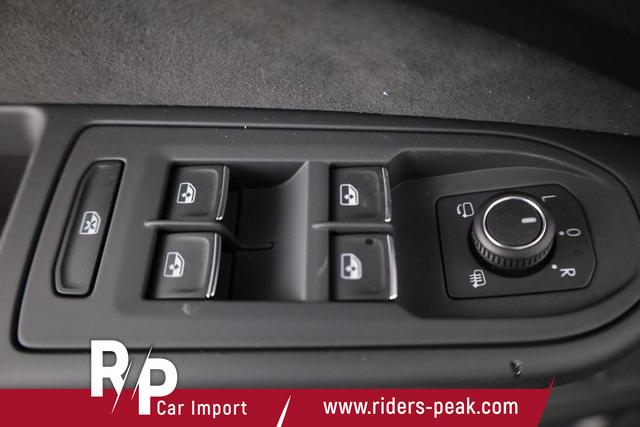 Volkswagen Golf 1.5 TSI eHybrid 150 kW Edition 50 VIII Style, AHK, Navi, Kamera, Side, LED-Plus 