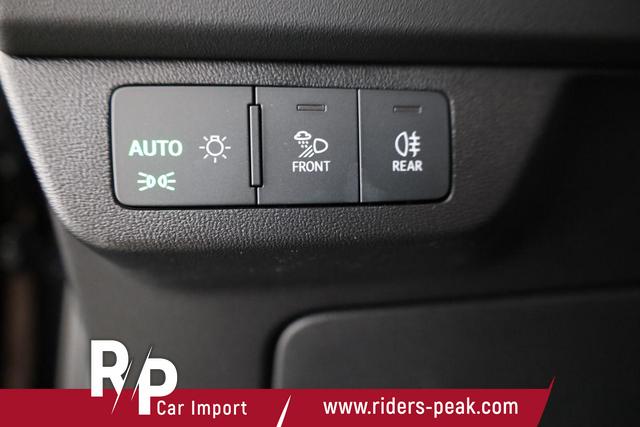 Audi Q4 e-tron 45 basis quattro S-LINE, Pano, AHK, 20-Zoll, Matrix, Optikpaket schwarz 